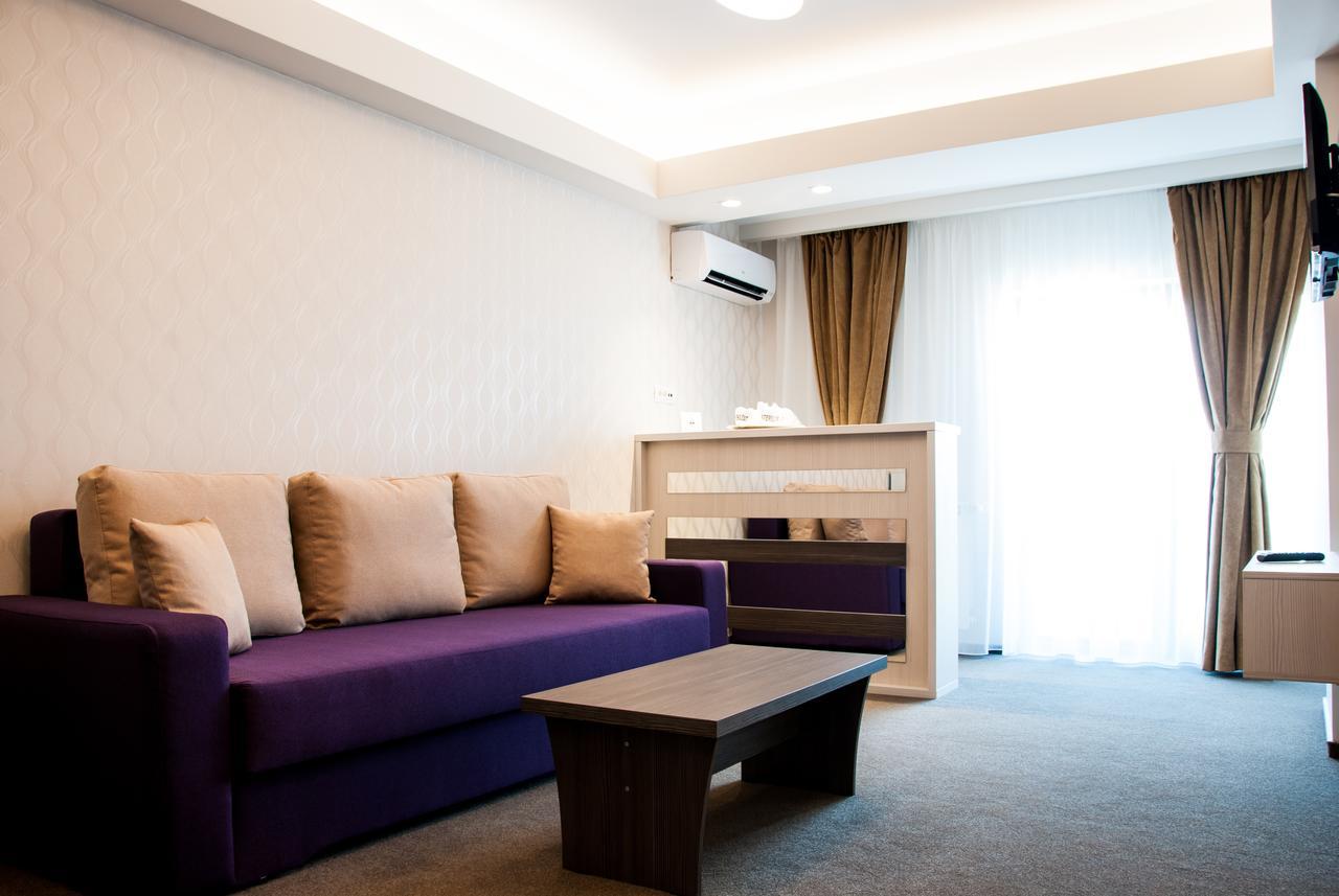 Hotel Milano Blue Mamaia Esterno foto