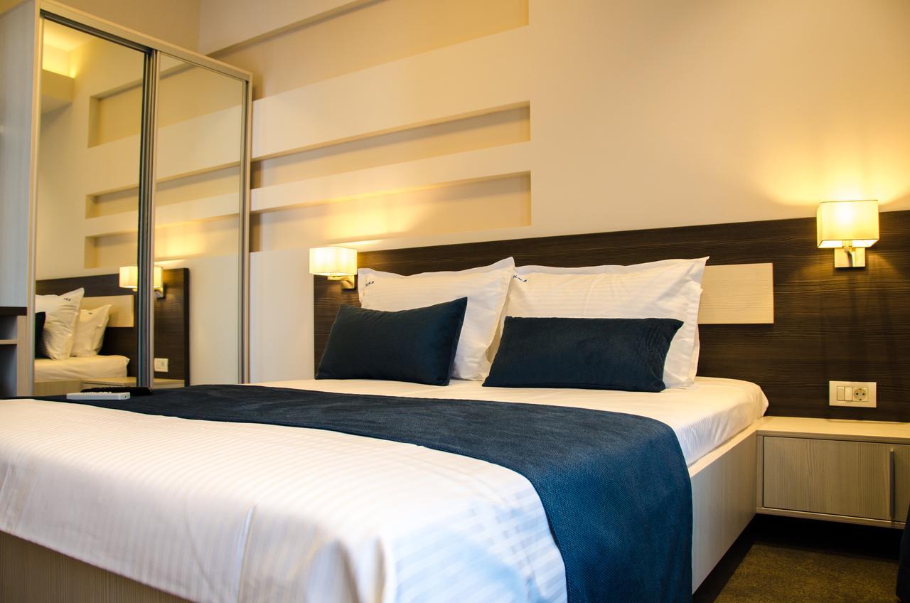 Hotel Milano Blue Mamaia Esterno foto